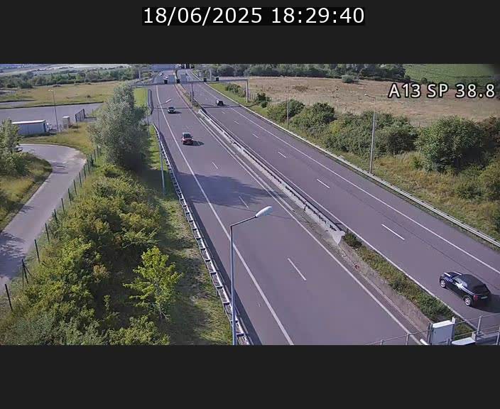 Webcam autoroute A13 à l'entrée ouest du tunnel Markusbierg à Schengen. Vue orientée vers le tunnel et l'Allemagne