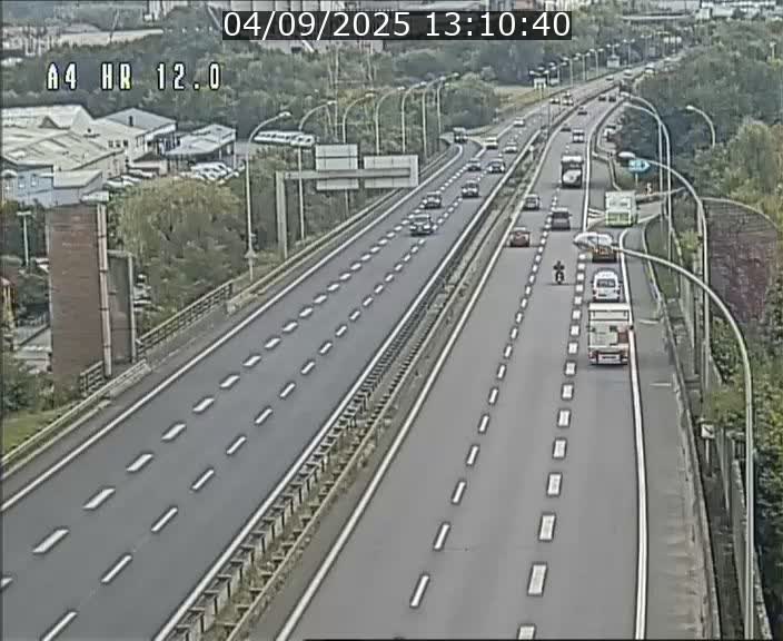 Traffic live webcam Luxembourg Jonction Foetz - A4 - BK 12.0 - direction Esch sur Alzette