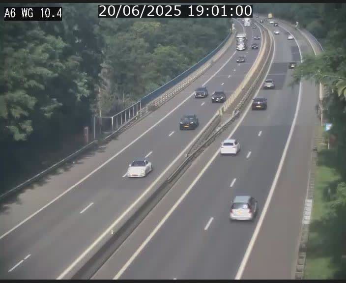 Traffic live webcam Luxembourg Mamer - A6 - BK 10.4 - direction Luxembourg/France/Allemagne