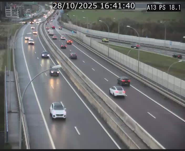 Traffic live webcam Luxembourg Dudelange - A13 direction Croix de Bettembourg - BK 18.1