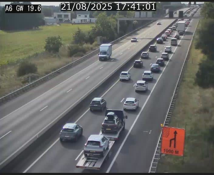 Traffic live webcam Luxembourg - Steinfort - A6 - BK 19.6 - direction Belgique