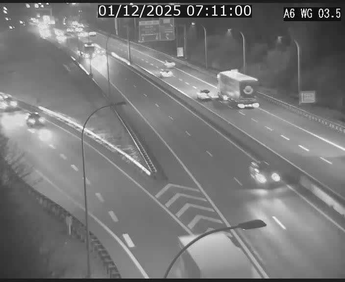 Traffic live webcam Luxembourg - Croix de Cessange - A6 - BK 3.5 - direction France/Allemagne