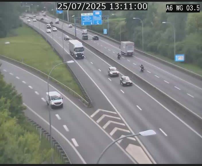 Traffic live webcam Luxembourg - Croix de Cessange - A6 - BK 3.5 - direction France/Allemagne
