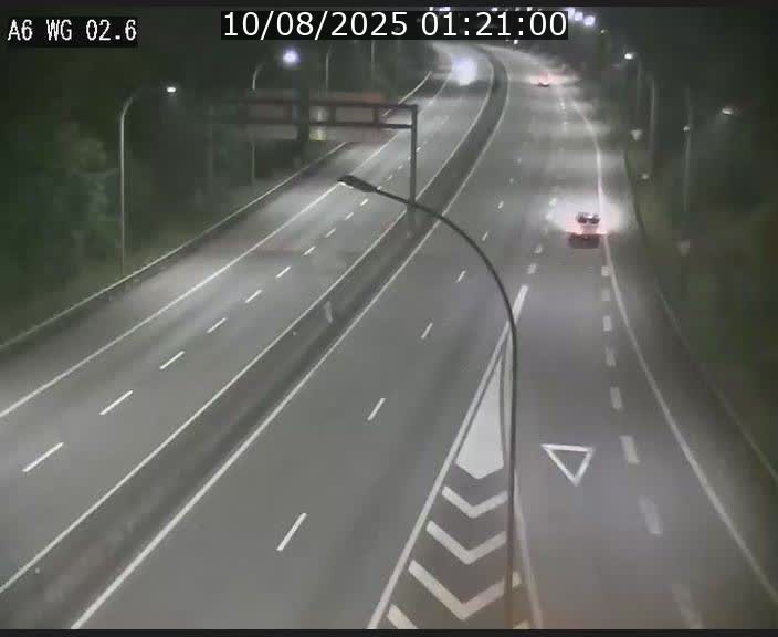 Traffic live webcam Luxembourg Croix de Cessange - A6 - BK 2.6 - direction France/Allemagne