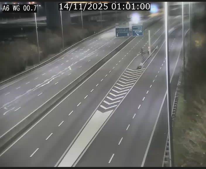 Traffic live webcam Luxembourg Croix de Cessange - A6 - BK 0.7 - direction A3 France
