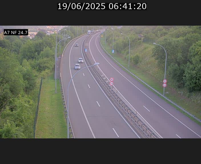 Caméra trafic Luxembourg - A7, Schieren direction Mersch