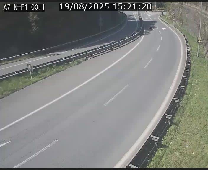 Webcam autoroute Luxembourg A7 située dans la sortie 1 Waldhof, vers la N11, avant le Tunnel Stafelter