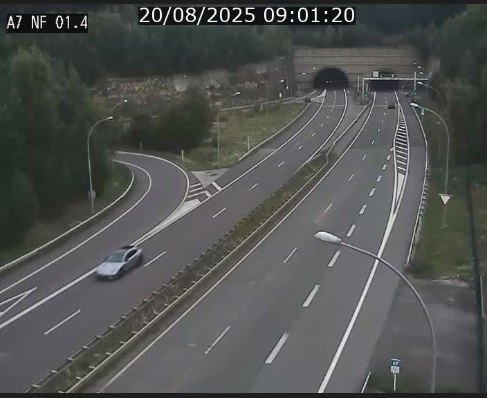 Caméra autoroute Luxembourg A7 - Echangeur Waldhaff - direction Tunnel Stafelter