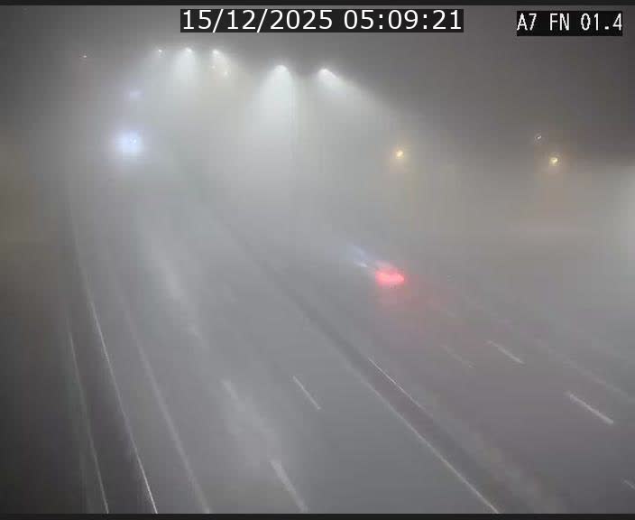 Caméra autoroute Luxembourg A7 - Tunnel Stafelter - direction Echangeur Grünewald