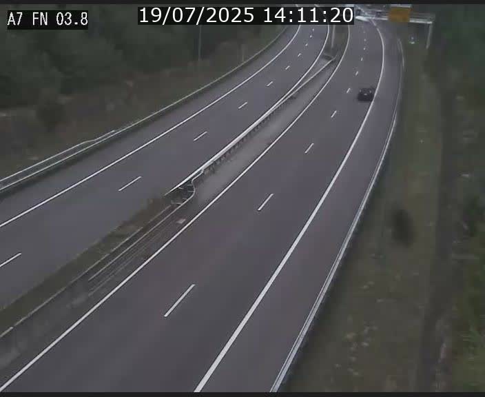Caméra autoroute Luxembourg A7 - Passage à gibier Rëngelbour - direction Tunnel Stafelter