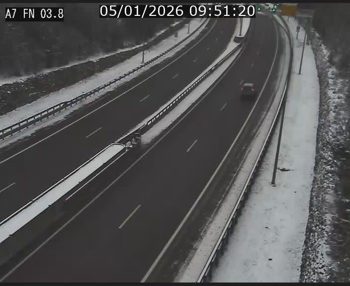 Caméra autoroute Luxembourg A7 - Passage à gibier Rëngelbour - direction Tunnel Stafelter