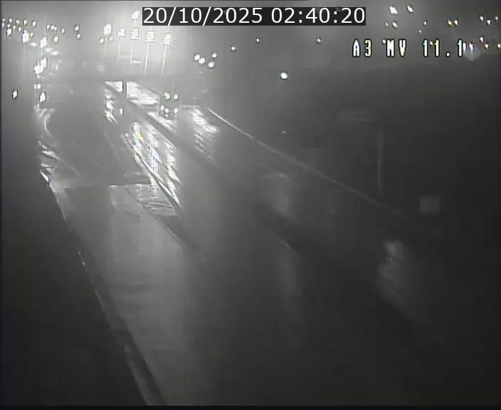 Traffic live webcam Luxembourg Croix de Bettembourg A3 - BK 11.1 - direction Luxembourg-ville