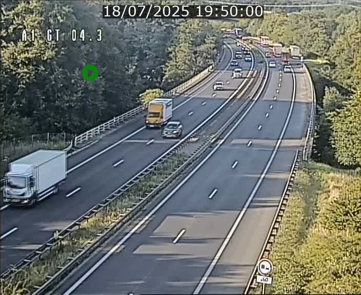 Traffic live webcam Luxembourg Itzig - A1 direction Sandweiler - BK 4.3