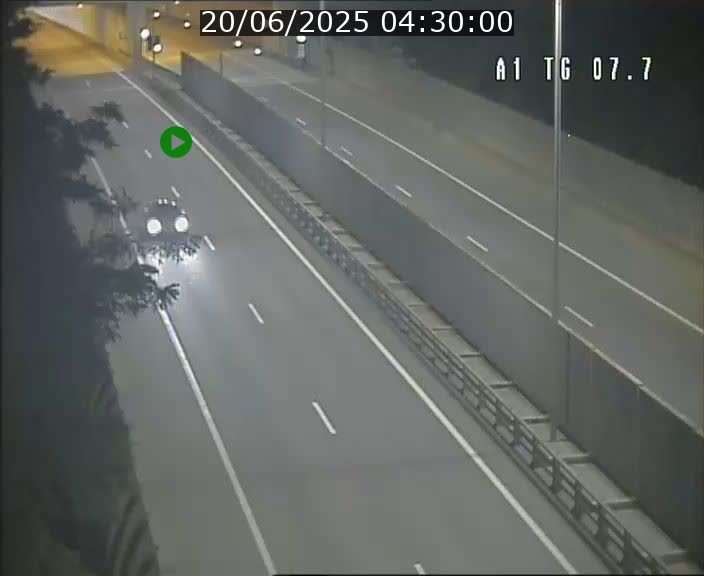 Traffic live webcam Luxembourg Kirchberg - A1 direction Luxembourg-ville - BK 7.7