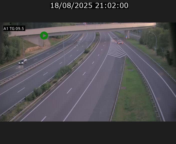 Traffic live webcam Luxembourg Jonction Grünewald - A1 direction Luxembourg-ville - BK 9.5