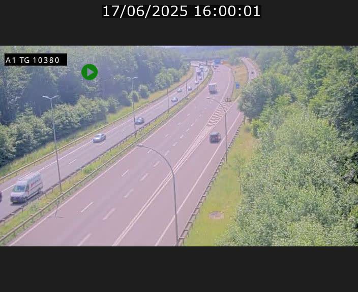 Traffic live webcam Luxembourg Senningerberg - A1 direction Luxembourg Kirchberg - BK 10.3