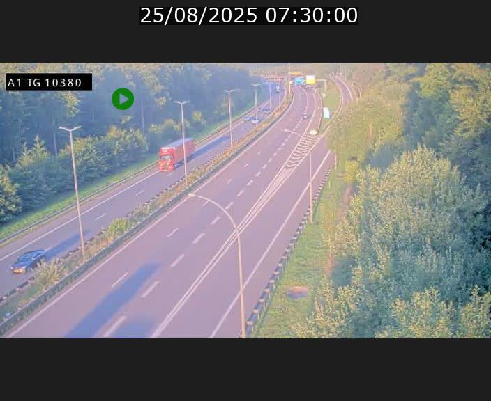 Traffic live webcam Luxembourg Senningerberg - A1 direction Luxembourg Kirchberg - BK 10.3