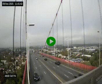 Webcam autoroute sur le périphérique de Bordeaux (A630) au nord de la ville. Caméra située sur le Pont d'Aquitaine.