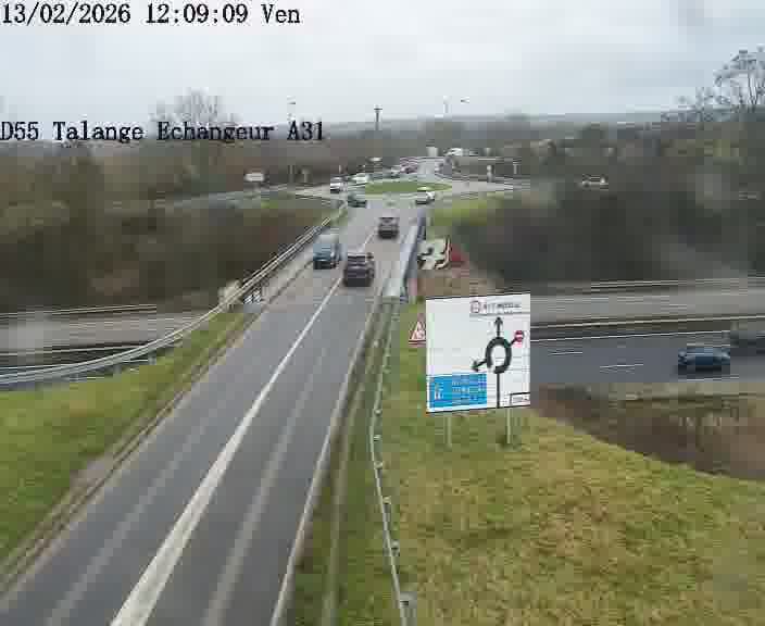 Webcam sur la D55 à Talange au niveau du pont surplombant l'A31 (sens droite-gauche vers Luxembourg). Vue orientée vers Ay-sur-Moselle.