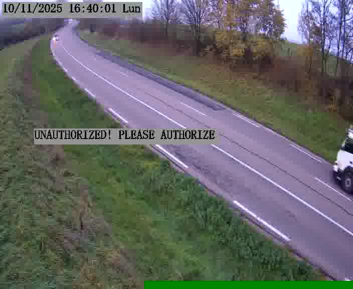 Webcam installée le long de D955 (France) à Amelécourt, pointée vers Metz, utile pour suivre précisément les conditions de trafic.