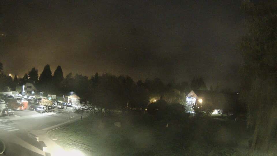 Webcam au niveau de la mairie du village du Bourg d'Oisans, aux pieds de l'Alpe d'Huez et aux portes du parc des Écrins