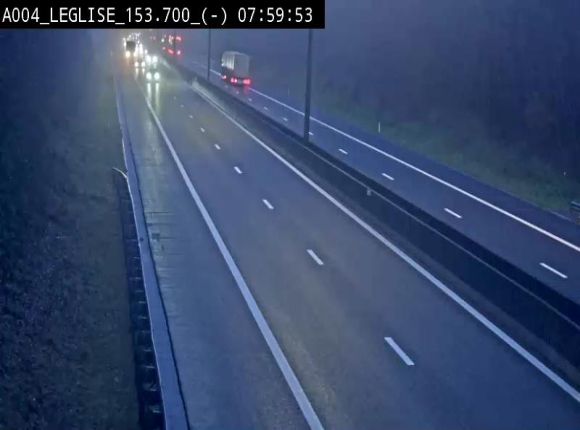 Webcam autoroute A4 (E411-E25) à Léglise, avant la jonction avec la N40. Vue orientée vers Bruxelles