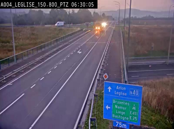 Webcam au-dessus de l'E411 sur la N40. Vue orientée vers Léglise en provenance de Neufchâteau