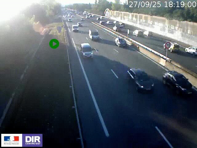 Webcam à Bron sur l'A43 à la jonction avec le boulevard périphérique de Lyon (D383). Vue orientée vers Lyon