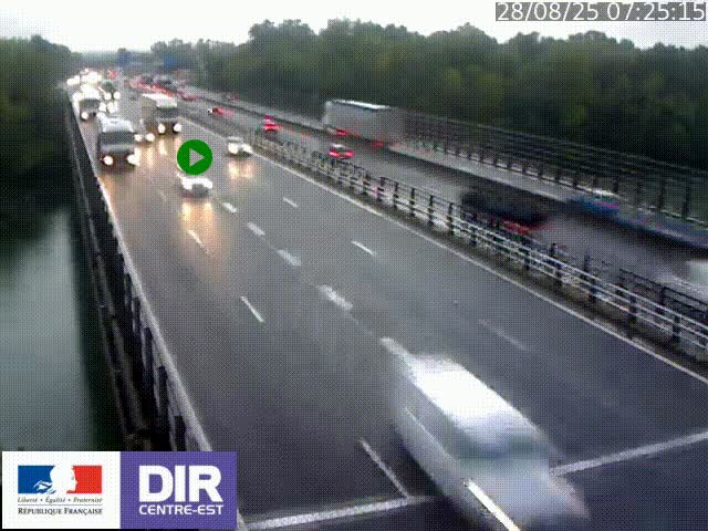 Caméra trafic à la jonction entre l'A46 (Rocade-est de Lyon) et l'A42 à hauteur de Vault-en-Velin en direction de Marseille