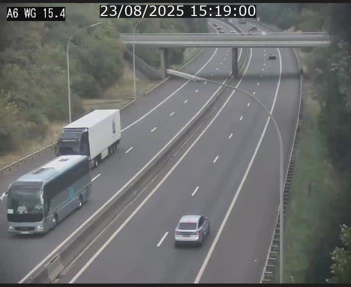 Traffic live webcam Luxembourg Capellen - A6 - BK 15.4 - direction Luxembourg/France/Allemagne
