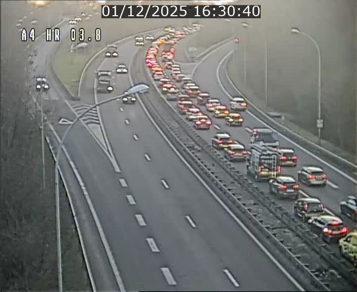 Webcam traffic A4 Luxembourg - BK 3.8 - Leudelange (direction Esch sur Alzette)