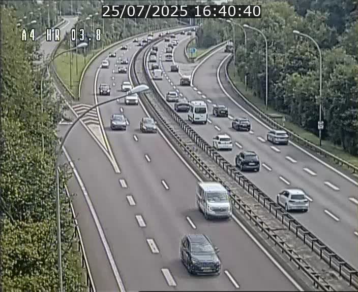 Webcam traffic A4 Luxembourg - BK 3.8 - Leudelange (direction Esch sur Alzette)