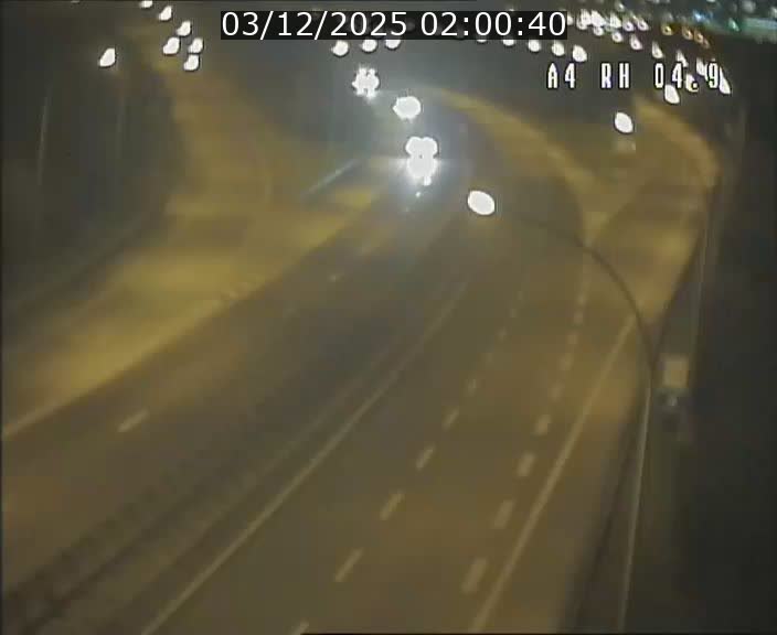 Traffic live webcam Luxembourg Leudelange - A4 - BK 4.9 - direction Luxembourg