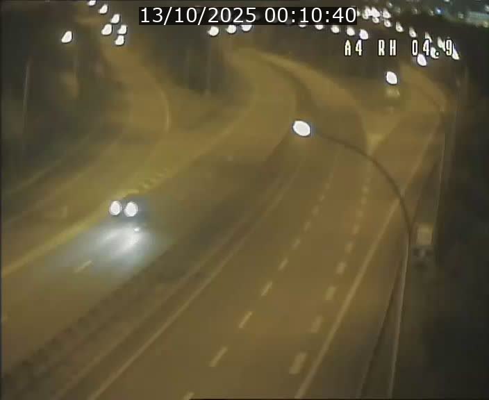 Traffic live webcam Luxembourg Leudelange - A4 - BK 4.9 - direction Luxembourg
