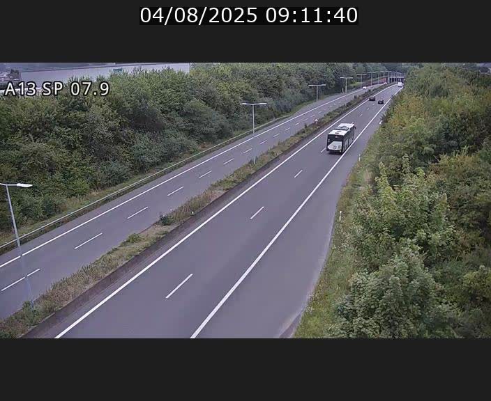 Traffic live webcam Luxembourg Jonction Lankelz - A13 direction Pétange - BK 7.9