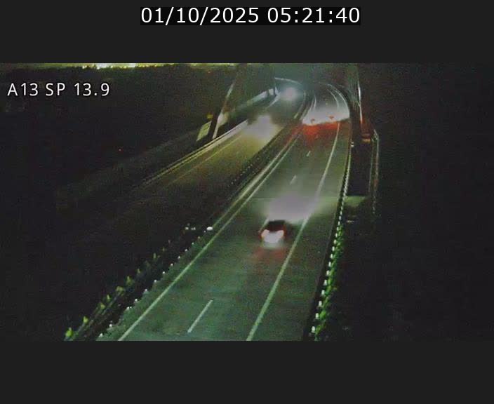 Traffic live webcam Luxembourg Kayl - A13 direction Esch-sur-Alzette/Luxembourg-ville - BK 13.9