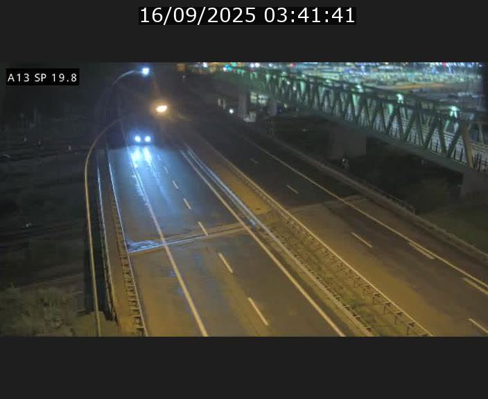Traffic live webcam Luxembourg Croix de Bettembourg - A13 direction Esch-sur-Alzette - BK 19.8