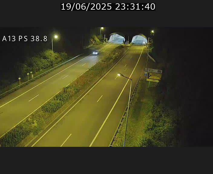 Webcam autoroute A13 à l'entrée ouest du tunnel Markusbierg à Schengen. Vue orientée vers Mondorf-les-Bains