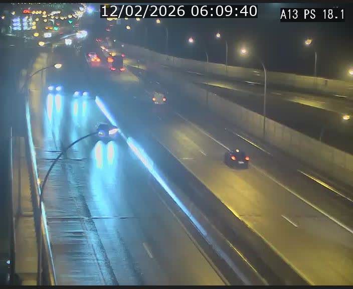 Traffic live webcam Luxembourg Dudelange - A13 direction Croix de Bettembourg - BK 18.1