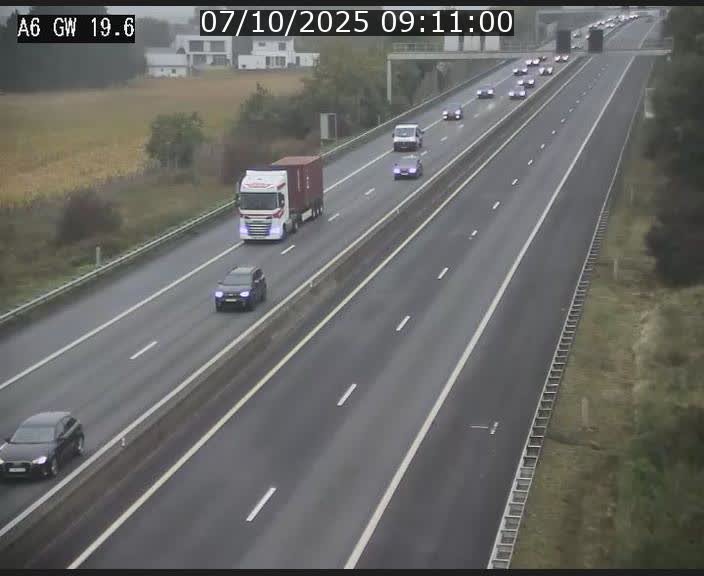 Traffic live webcam Luxembourg - Steinfort - A6 - BK 19.6 - direction Belgique