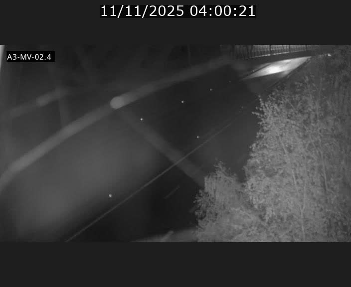 Webcam autoroute de la France (A3) au Luxembourg à Fentange, à proximité de la Croix de Gasperich. Vue orientée vers la Cloche d'Or