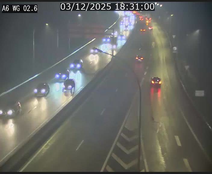 Traffic live webcam Luxembourg Croix de Cessange - A6 - BK 2.6 - direction France/Allemagne
