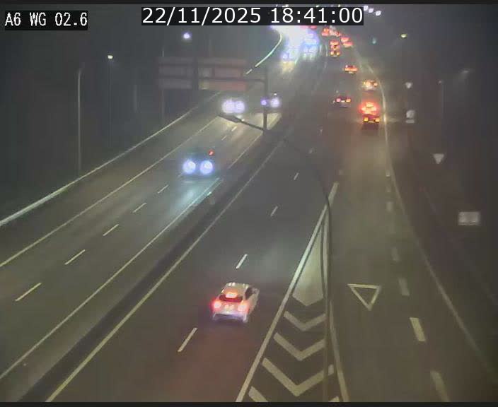 Traffic live webcam Luxembourg Croix de Cessange - A6 - BK 2.6 - direction France/Allemagne