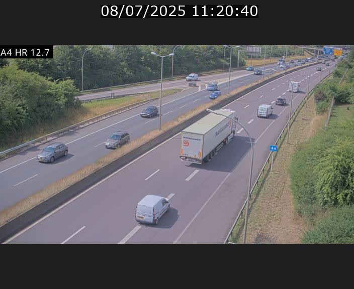 Traffic live webcam Luxembourg Esch sur Alzette - A4 - BK 12.7 - direction Esch-Belval
