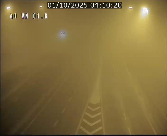 Traffic live webcam Luxembourg - Croix de Gasperich - A3 - BK 1.6 - direction France/Aire de Berchem
