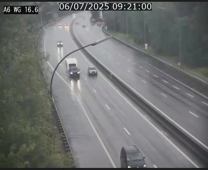 Traffic live webcam Luxembourg Aire de Capellen - A6 - BK 16.6 - direction Luxembourg/France/Allemagne