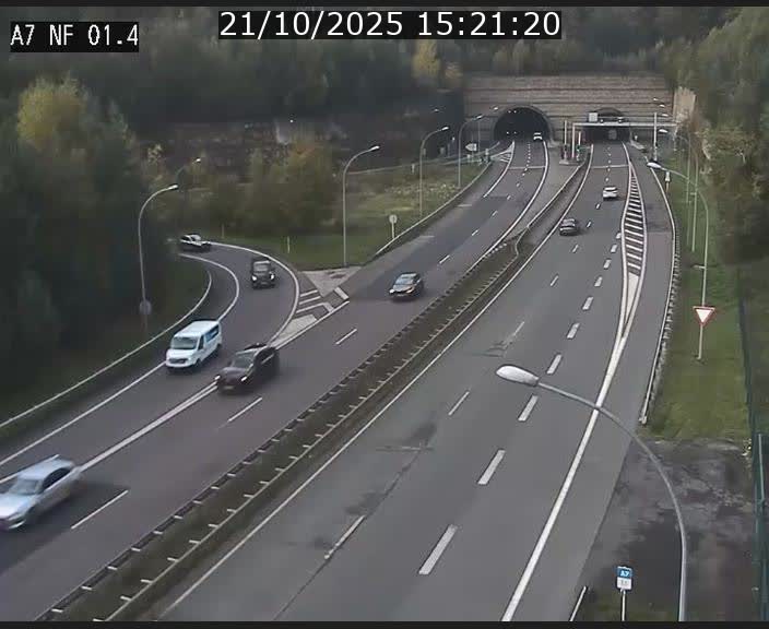 Caméra autoroute Luxembourg A7 - Echangeur Waldhaff - direction Tunnel Stafelter