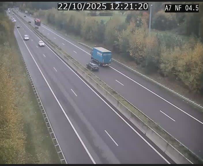 Caméra autoroute Luxembourg A7 - Passage à gibier Rëngelbour - direction Tunnel Grouft