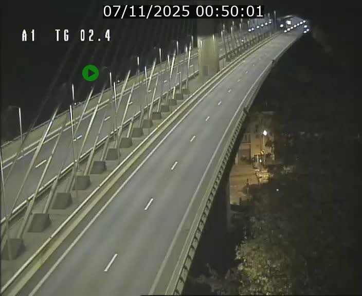 Traffic live webcam Luxembourg Sandweiler - A1 direction Luxembourg-ville - BK 2.4