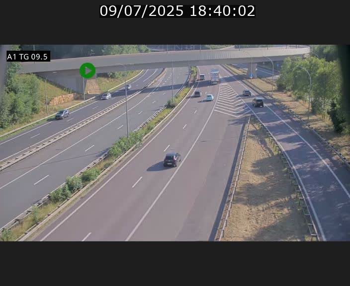 Traffic live webcam Luxembourg Jonction Grünewald - A1 direction Luxembourg-ville - BK 9.5